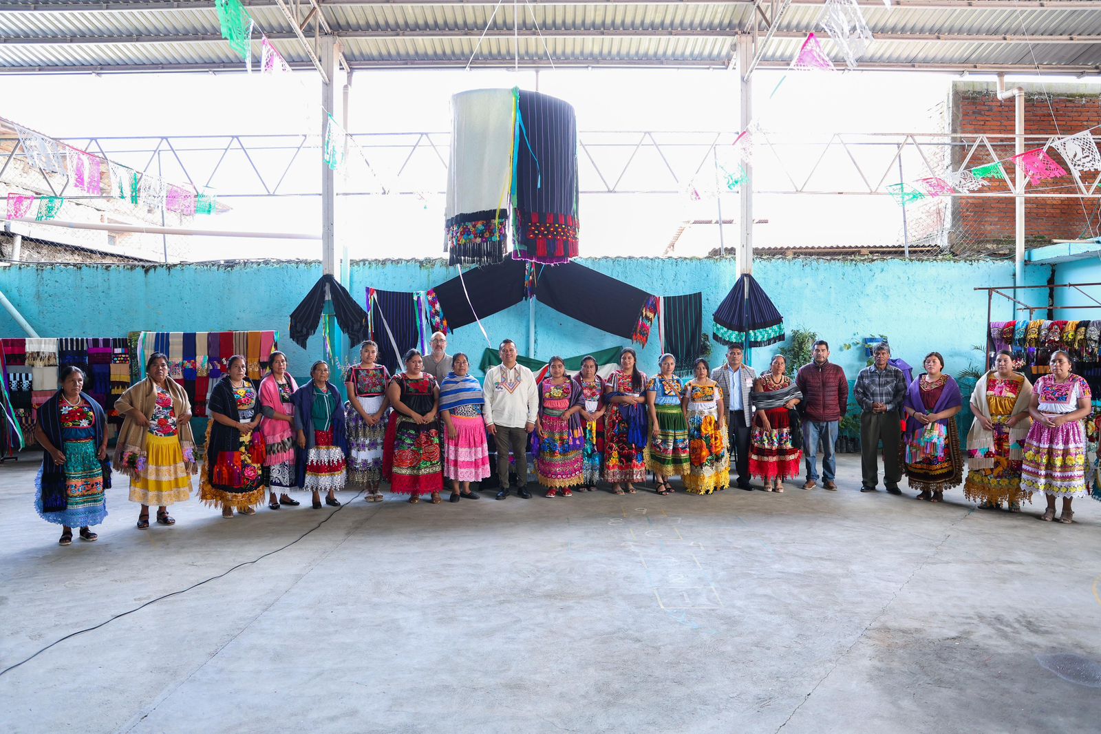 Inaugura Torres Piña primera Feria del Rebozo de Ahuiran 1 Imagen de WhatsApp 2024 09 19 a las 16.30.40 a92eae15