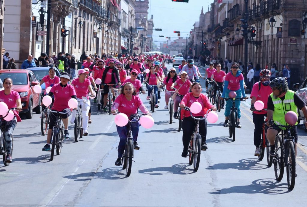 Pedalean contra el cáncer de mama; SSM promueve la detección oportuna 1 0108bc23 a908 4d3b 8e3e 2bf4128e7a16