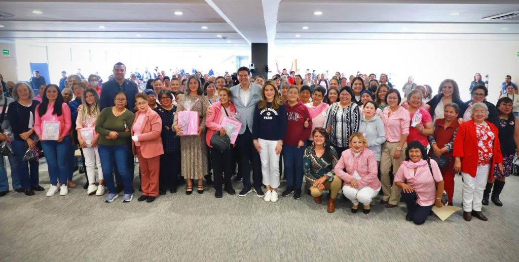 DIF Morelia entrega 194 apoyos gratuitos para mujeres que enfrentan cáncer de mama 1 6705c34d fac9 4475 8e49 d8b3dfcc0835