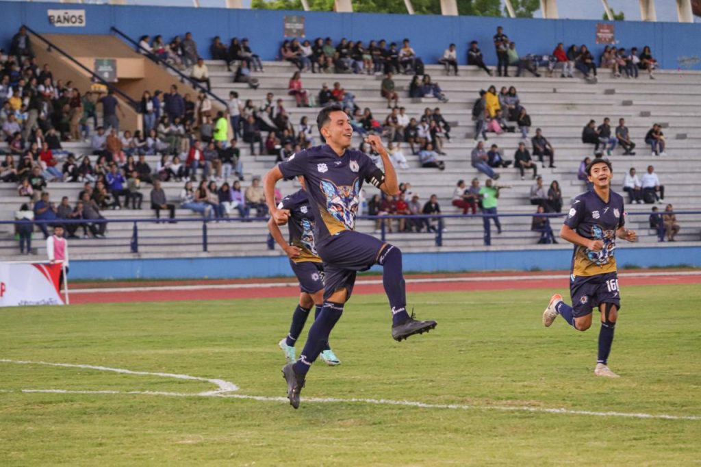 Cristián Ortiz "El Tigre", estudiante de la UMSNH se corona como goleador nacional de la Liga TDP 1 6c5fde34 7533 4ba5 9c45 63036e92e3ad