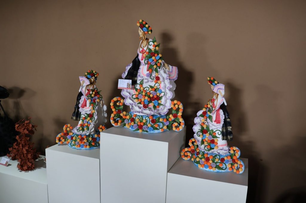 Premiará Casart las mejores catrinas de barro en la Feria de Capula 2 6f66d508 b4a4 416f b9de 0a0198b2f28e