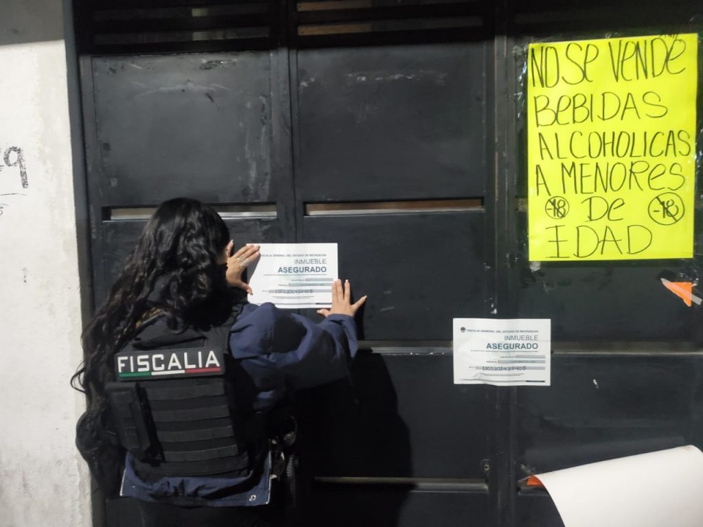 Catean bar en la colonia Independencia de Morelia y son aseguradas 550 dosis de metanfetamina 2 7719c73f db5f 48db 9250 c9238d346694