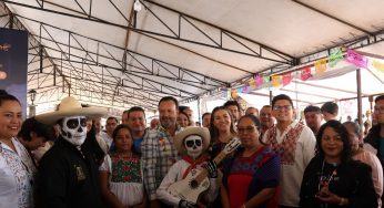 Arranca en Pátzcuaro el Tianguis Artesanal de Noche de Muertos