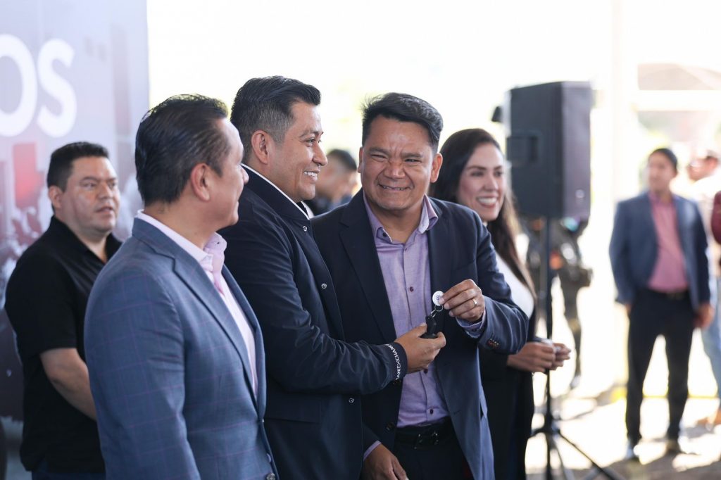 Gobierno estatal refuerza seguridad en 7 municipios con entrega de motocicletas 6 880c4c53 2ee2 419c b22a 6cad188c767a