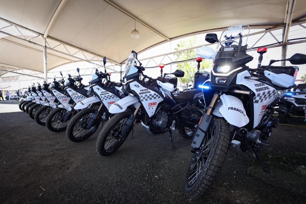 Gobierno estatal refuerza seguridad en 7 municipios con entrega de motocicletas 1 94b224f0 0947 4831 905c d895d243a85c