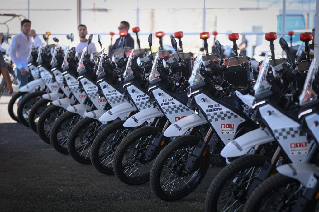 Gobierno estatal refuerza seguridad en 7 municipios con entrega de motocicletas 4 f47de4a1 3c1f 4319 a7f9 330b3d439f45