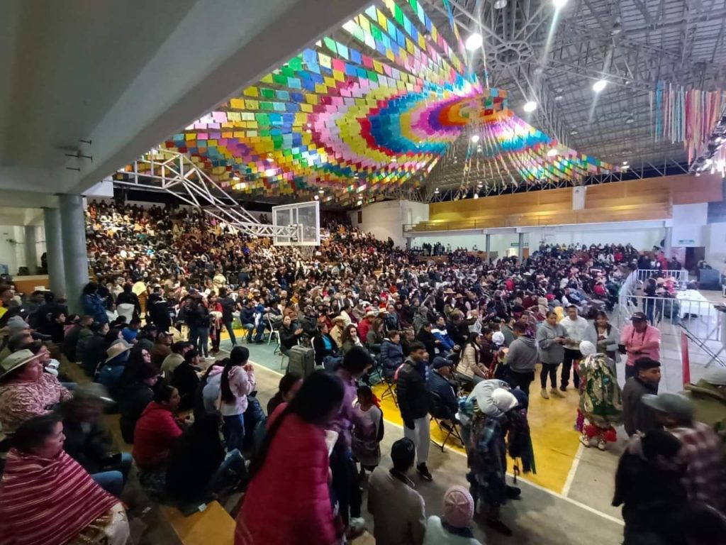 Gobierno estatal respalda al Concurso Artístico de la Raza P'urhépecha en Zacán 2 f66ff9d3 ab46 47c8 9a51 7fa938a0104b