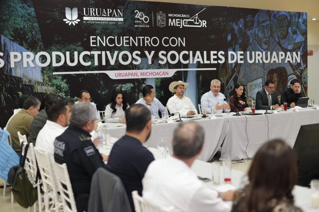 Acuerdan Bedolla y empresarios de Uruapan coordinación para el desarrollo 1 05f13ca7 efd8 4b45 89d3 ef12bec0acec