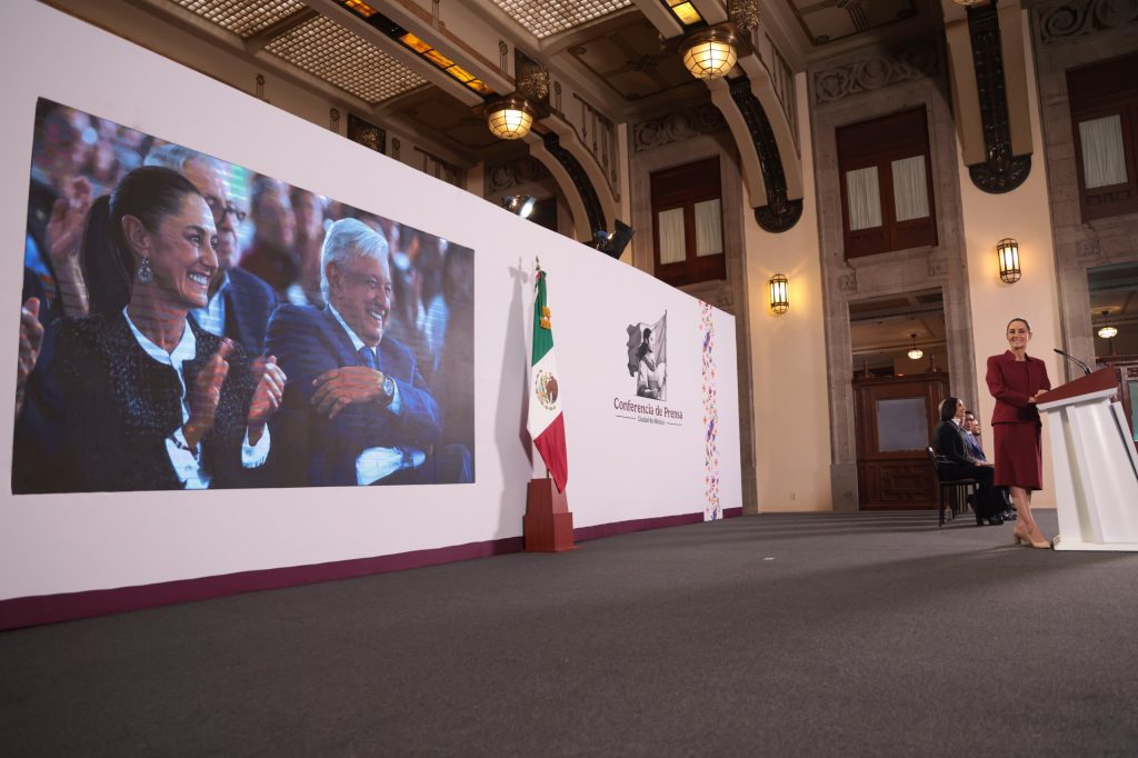 ”Estas son las mañanitas…”, fue la dedicación de Sheinbaum a AMLO por su cumpleaños 71 1 2cb53d12 3912 4a88 9cbc 970919842536