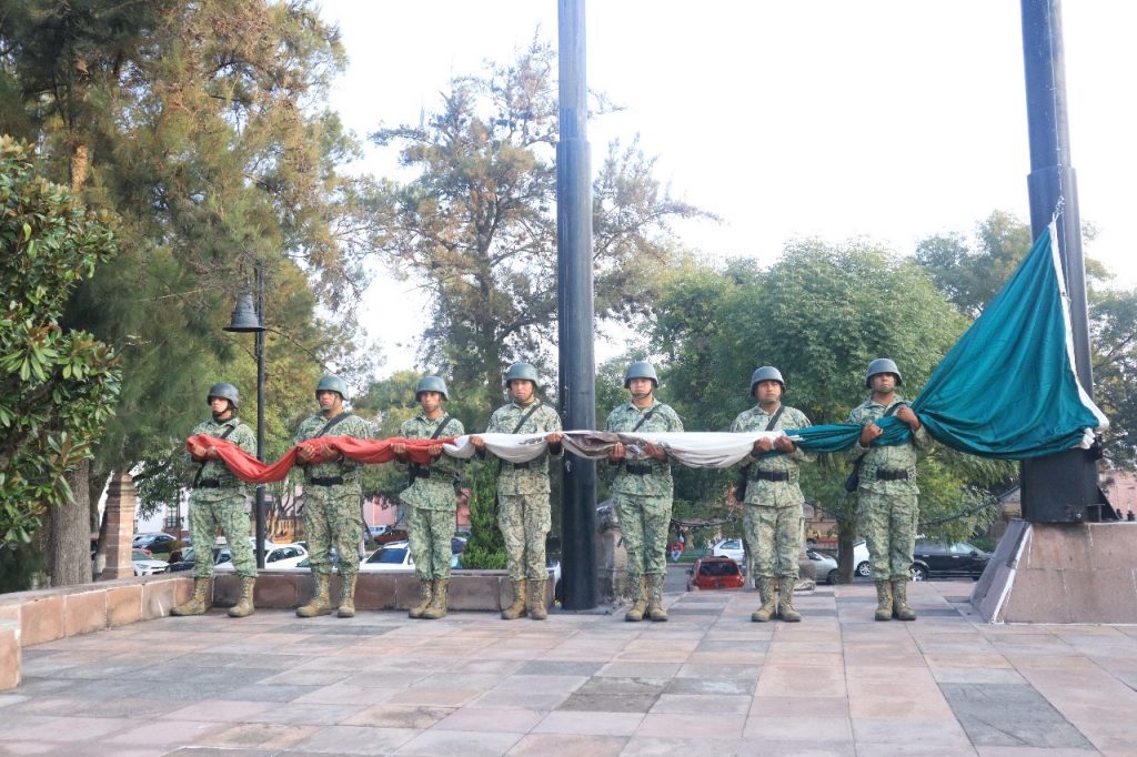 Ejército Mexicano realiza Izamiento de Bandera en Morelia 4 7006bc0e 095d 42a6 b9b9 64b82d850840