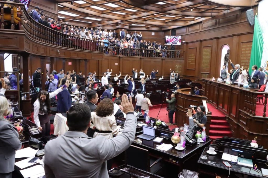 Autonomía plena y patrimonio propio a la UMSNH: 76 Legislatura 1 8d8882ce 83a9 46b1 9ec5 04432ee1d47a