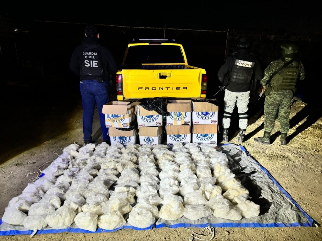 Agentes federales y estatales decomisan 115 kg de metanfetamina en Morelia: SSP 1 d9d15e61 7902 44d6 87a1 540847e9fffe