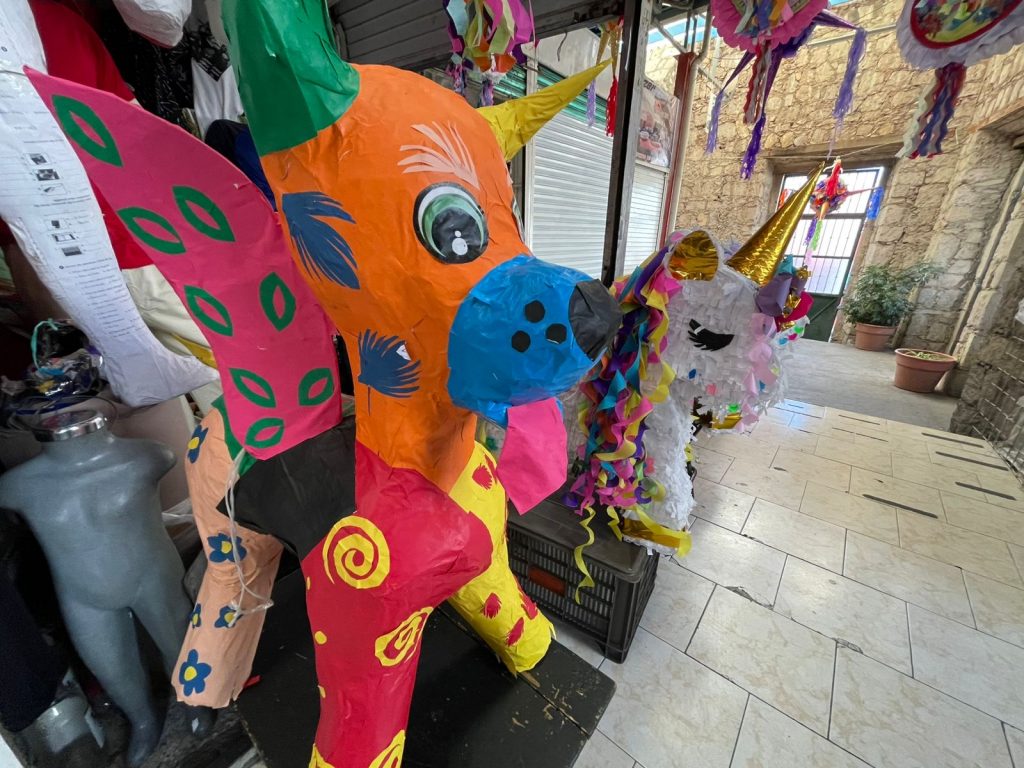 Ya dio inicio al Festival de la Piñata; estará hasta el 06 de enero 2 e64b5840 acff 4ea4 af9c d065ab8208d9
