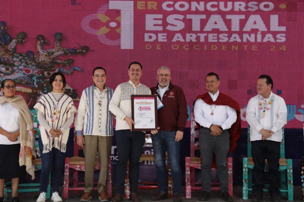 Inaugura Bedolla segunda edición del Tianguis Artesanal de Occidente 1 208829a2 2a8a 4ddf ac04 6a1398c33f2d