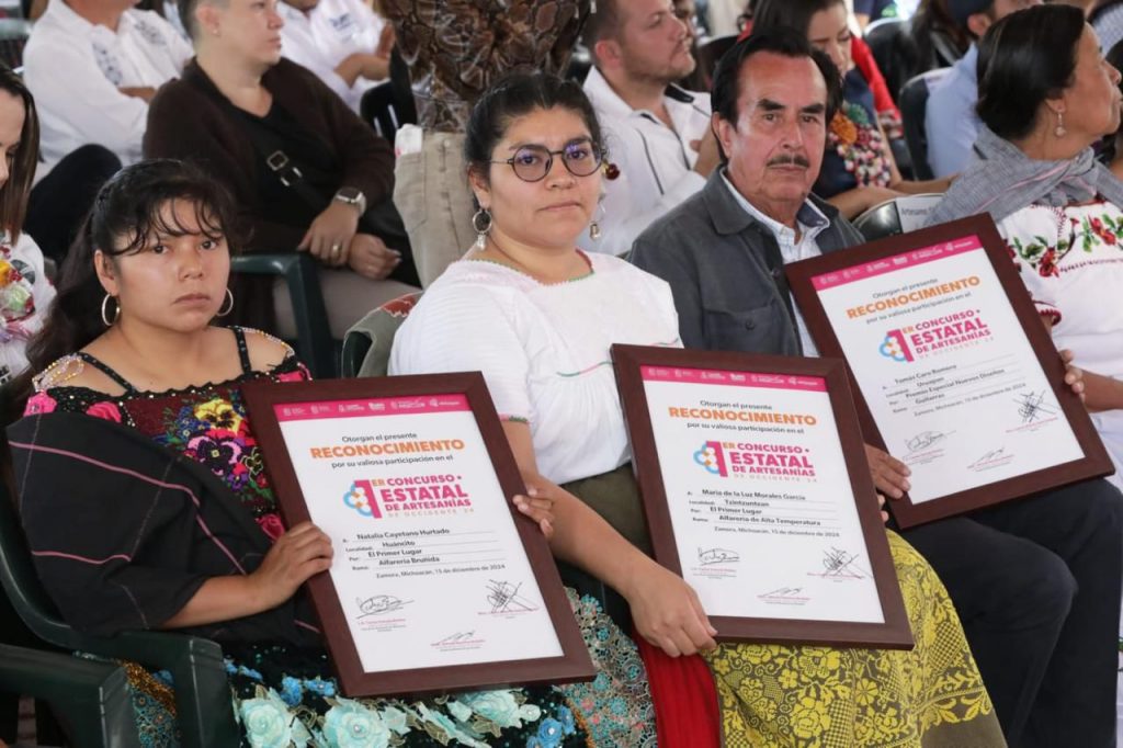 Inaugura Bedolla segunda edición del Tianguis Artesanal de Occidente 4 4783ba0b 2c0e 44a7 83f4 4890fc0617c3
