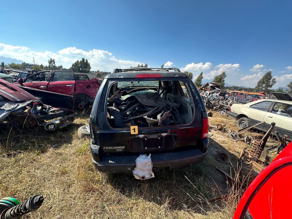 Durante cateo en un inmueble de Irimbo, asegura Fiscalía General dos vehículos con alteraciones en sus medios de identificación y un motor con reporte de robo 2 5e191979 a4e0 4e3d 8919 55730c8a4033