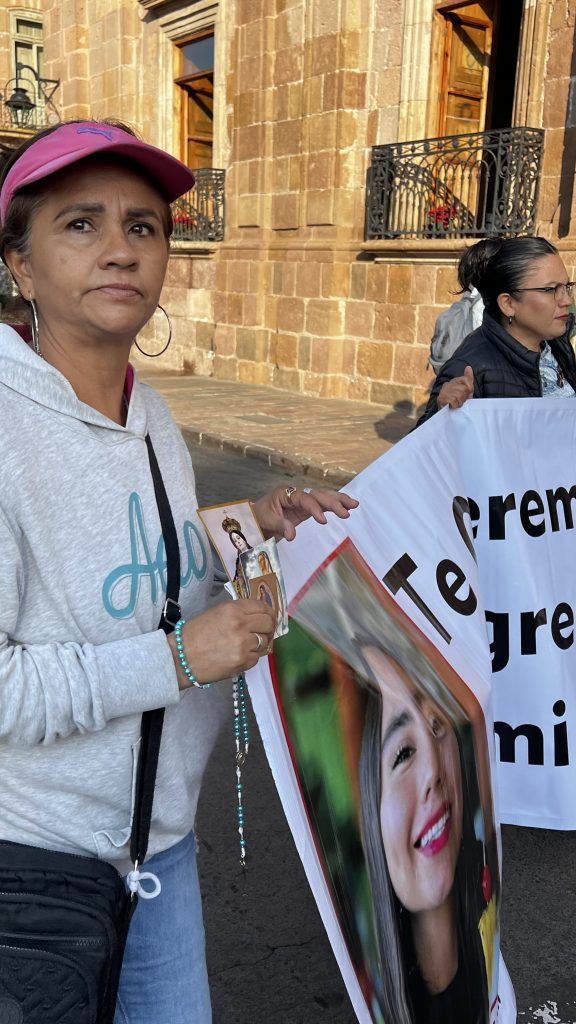 Se manifiestan familiares de Yuketzi Yamileth ; exigen justicia y acción inmediata para su búsqueda 5 IMG 5667