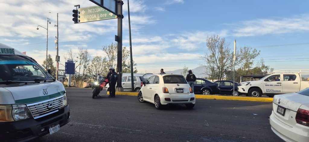 Se registra choque en el Libramiento Independencia de Morelia; no hay víctimas 1 0ba0dcb3 72e5 47bc 99f3 f062c78e62cf