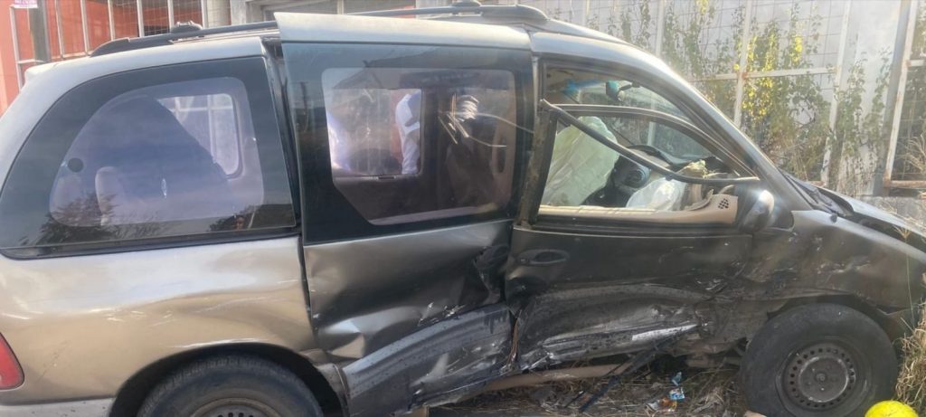 Se registra choque entre camioneta y auto en la Morelia-Pátzcuaro 2 17ec5744 91e0 44b8 9a4c f543d6dbca30