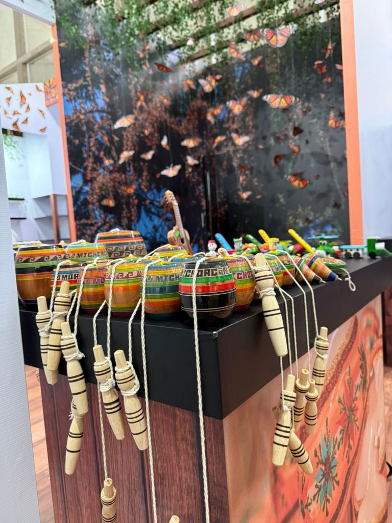 Artesanía michoacana, presente en la Feria Estatal de León 2025 2 2094305a f624 42dd b95f 508c286a952f