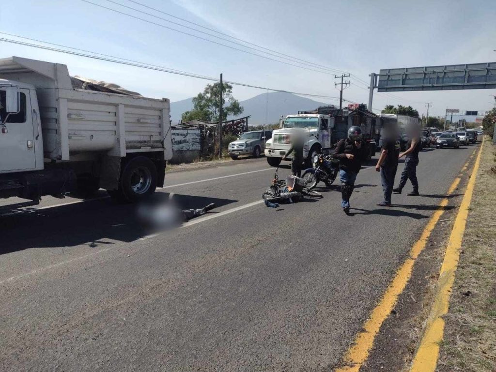 Se registra choque entre ciclista y motociclista al poniente de Morelia; hay 3 heridos 2 7724eb17 e093 459c 8dcf 01e93a23fec6