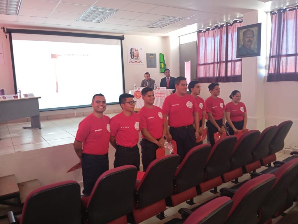 Forman a nueva generación de bomberos certificados en Michoacán 2 c901a830 dd5a 4747 bc3c a6337f08a0f3