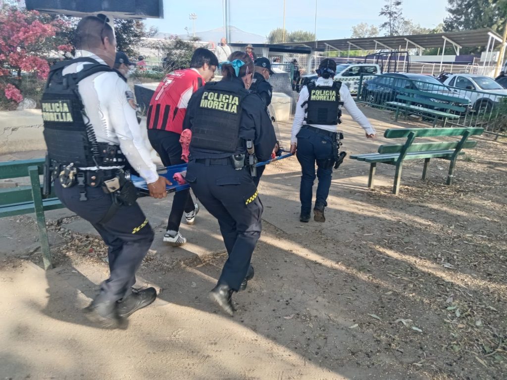 Policías hallan el vehículo de quien o quienes balearon a 5 hombres en Canchas de Policía y Tránsito de Morelia 4 82f5e448 0fcd 4a3b 8284 5894c38eef64