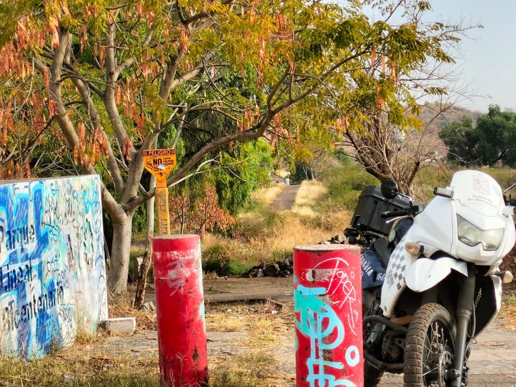 Ejecutan a 3 sujetos en el Parque Lineal Bicentenario, a la altura de la colonia Quinceo de Morelia. 2 d9284a4f 84c6 4bba bb5e 3e11dcda8b87