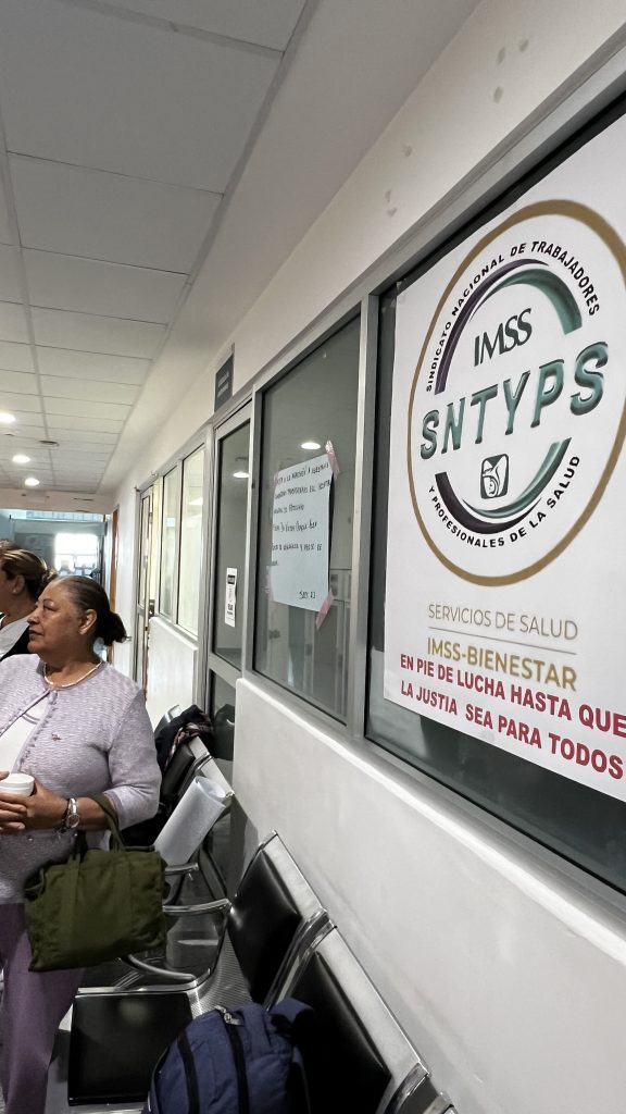 SNTYPS realiza manifestación pacífica en el Hospital Infantil por descuentos de trabajadores 2 IMG 8129