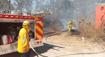 PC Estatal controla incendio en Altozano