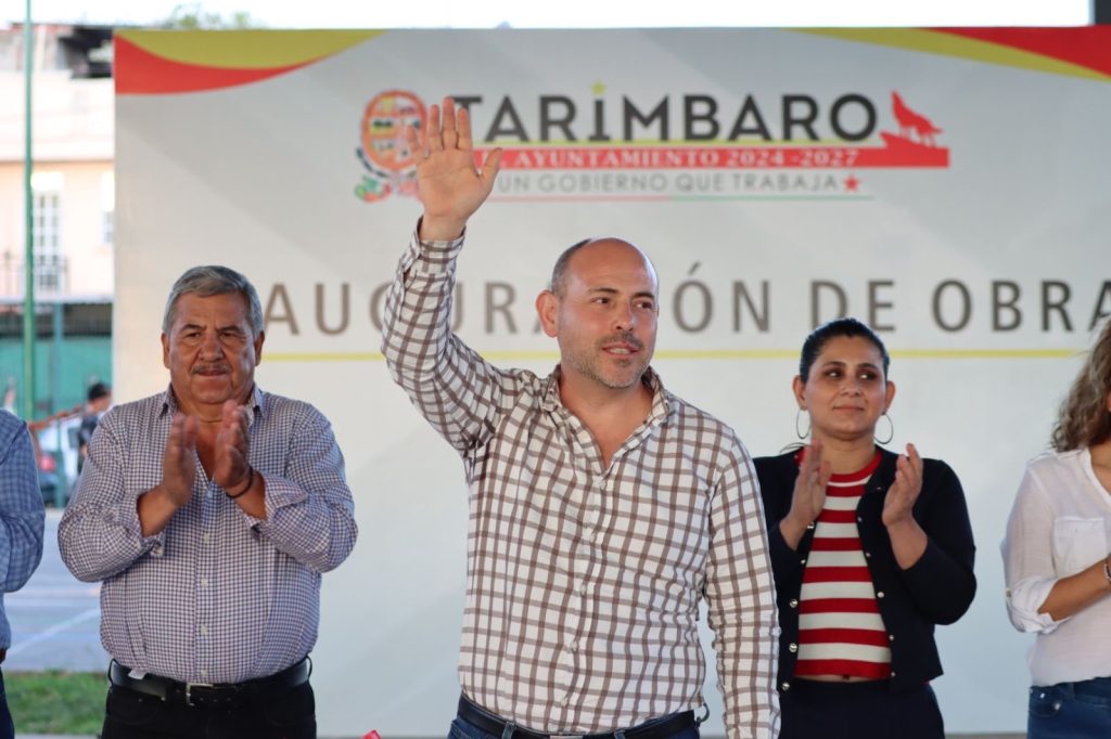 Eric Gaona reinaugura la Unidad Deportiva del Fraccionamiento El Trébol 3 742ad5f2 e13c 456a 9af2 00655a3b4d91
