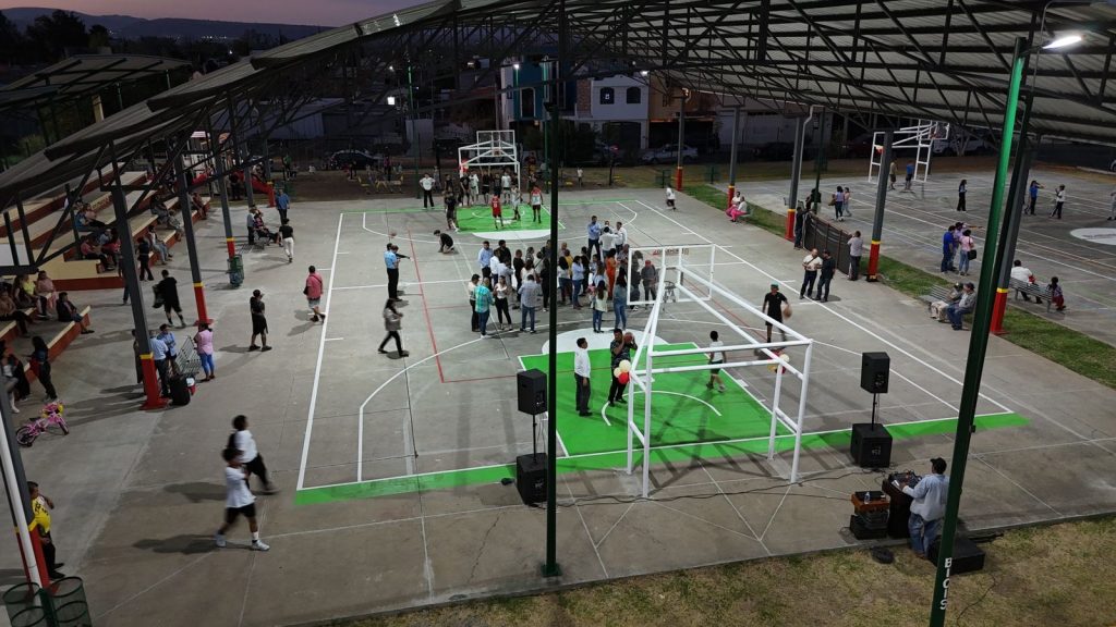 Eric Gaona reinaugura la Unidad Deportiva del Fraccionamiento El Trébol 1 e783171f 5366 4d68 b245 407fae8ec557