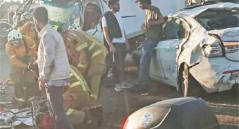 Auto se brinca camellón e impacta camioneta; hay un muerto y dos heridos graves